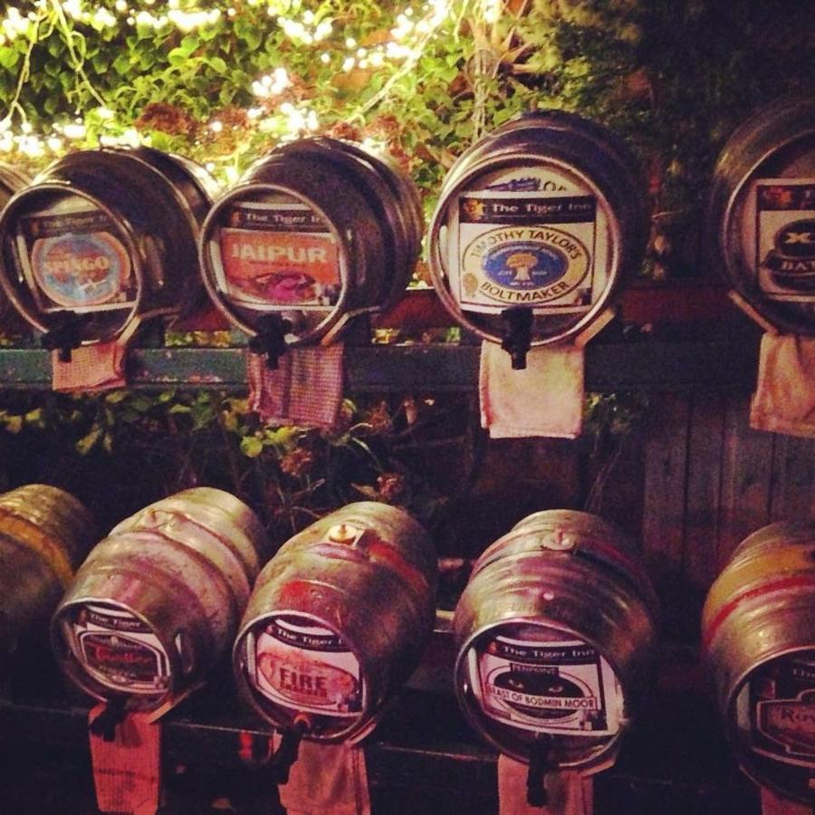 Tiger Inn บริดพอร์ต ภายนอก รูปภาพ